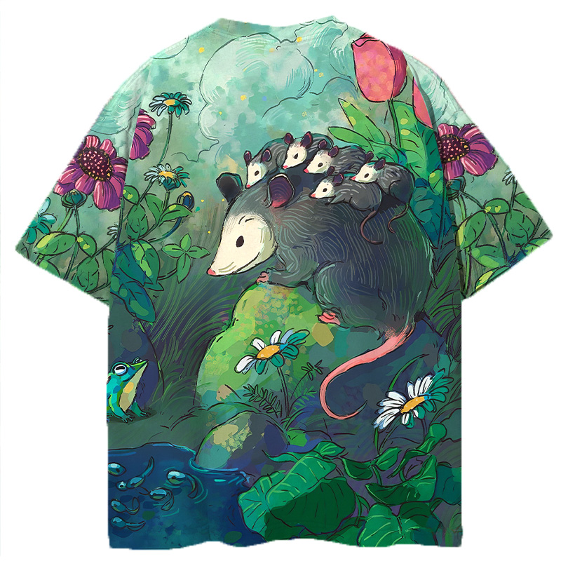 Tokyocanvas Opossum Meets Frog Graphic Print T-shirt