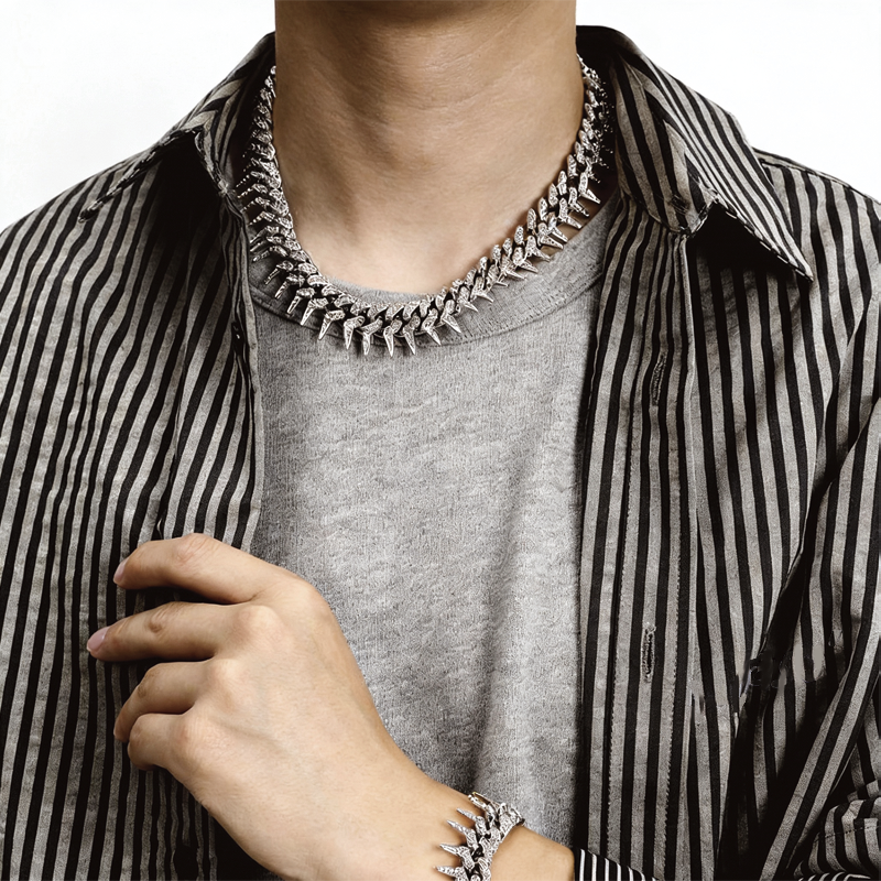 Tokyocanvas Thorn Vintage Hip-hop Necklace