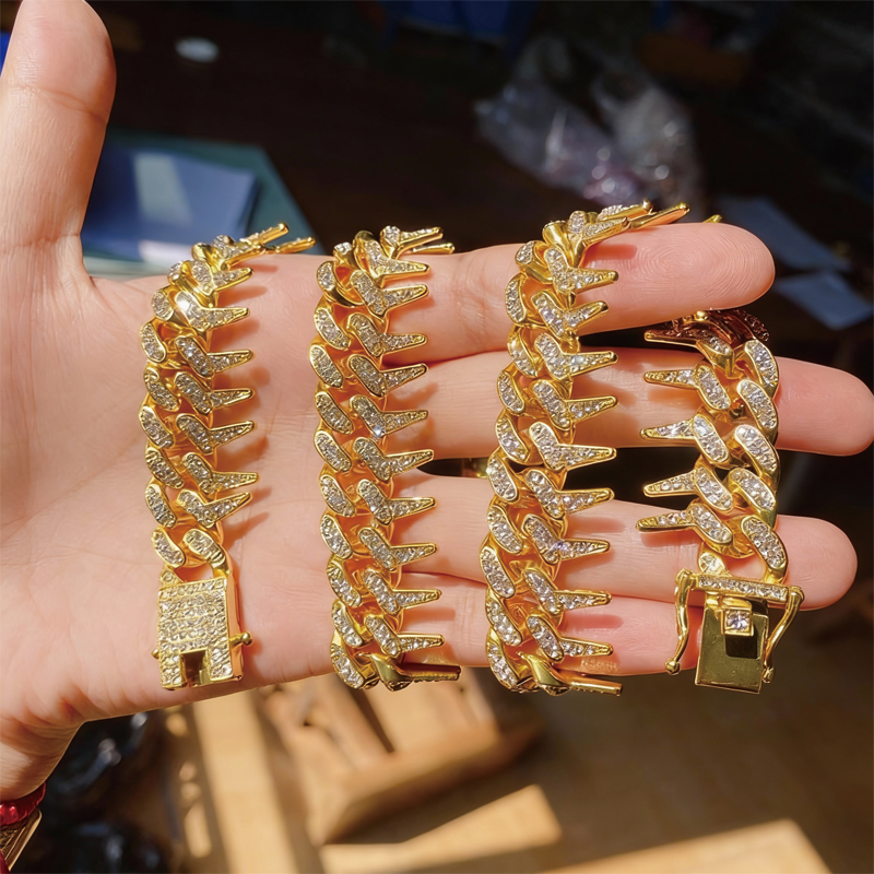 Tokyocanvas Thorn Vintage Hip-hop Bracelet