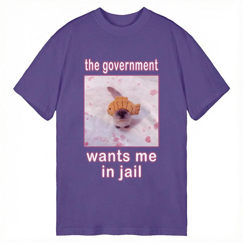 Tokyocanvas The Government Wants Me in Jail Funny Cat Meme Classic T-Shirt