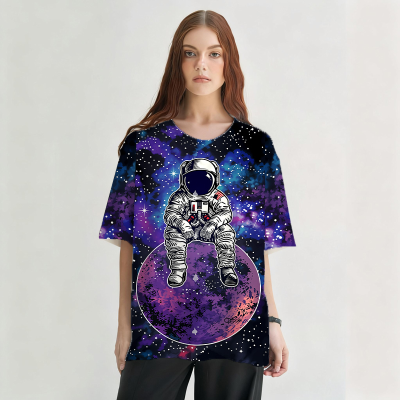 Tokyocanvas Astronaut Space Graphic Print T-shirt