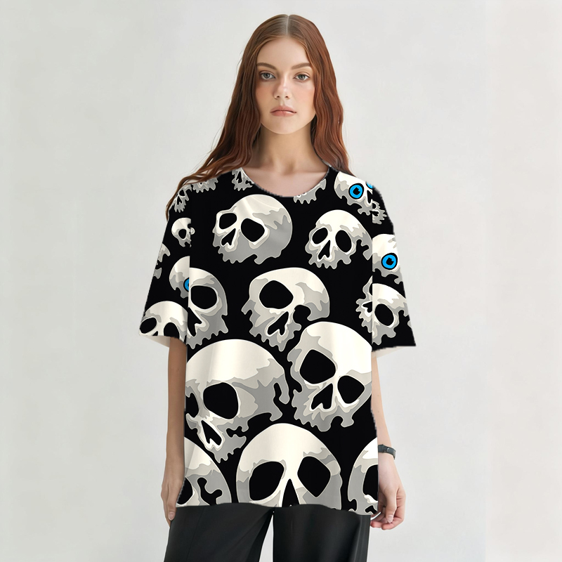Tokyocanvas Fantasy Son of Skulls Graphic Print T-shirt