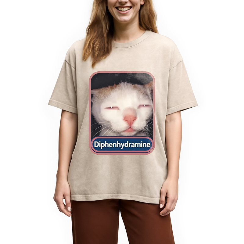 Tokyocanvas Diphenhydramine Cat Meme Washed T-Shirt