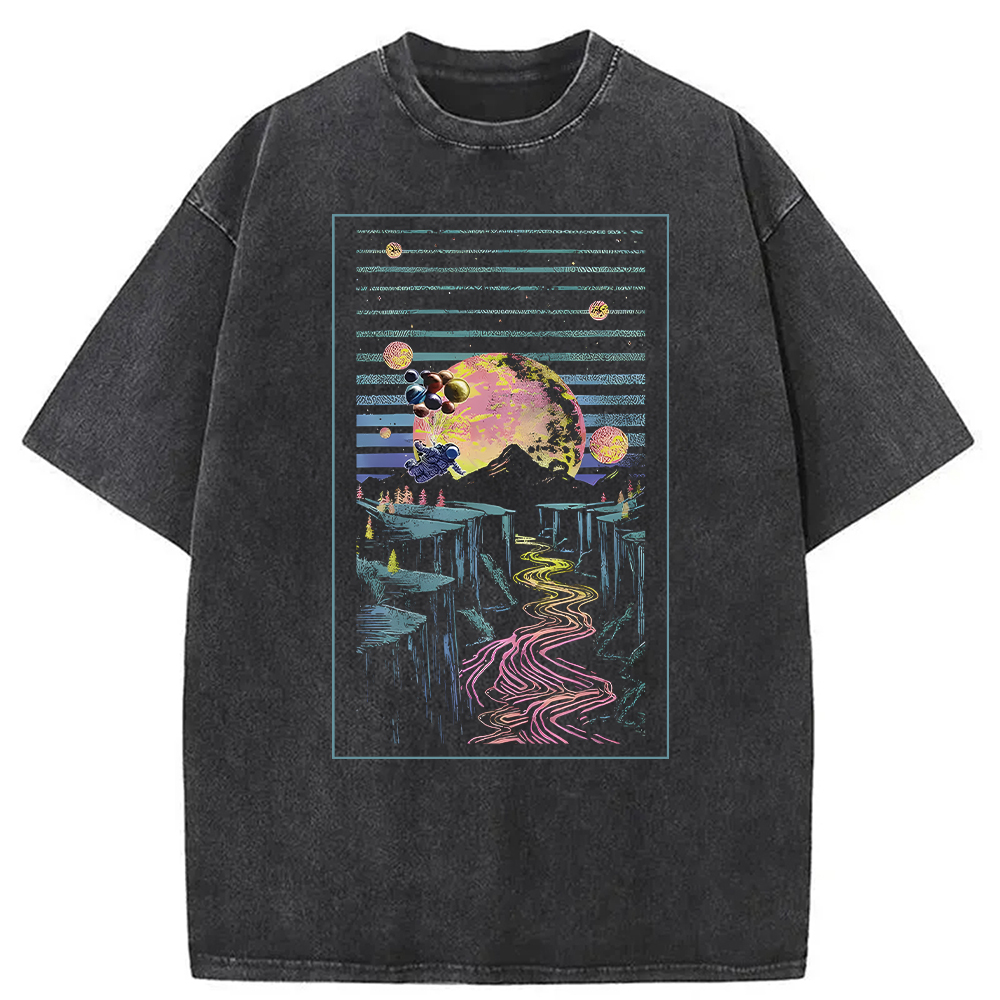Tokyocanvas Moon And Balloon Washed T-Shirt
