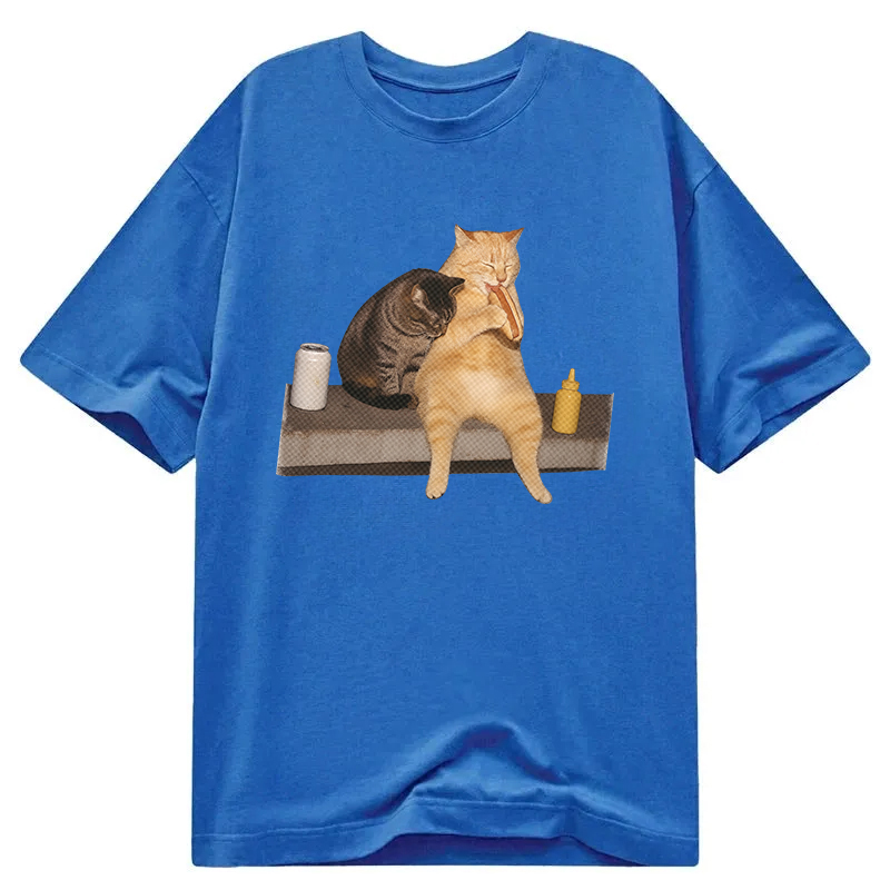 Tokyocanvas Cat Eating Hot Dog Classic T-Shirt