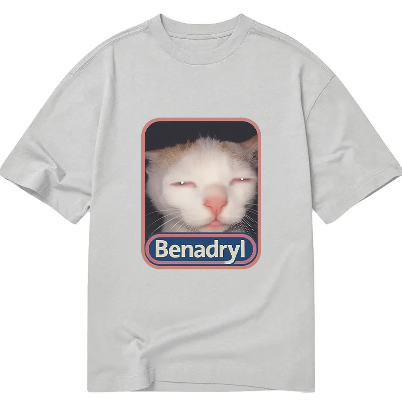 Tokyocanvas Benadryl Cat Meme Classic T-Shirt