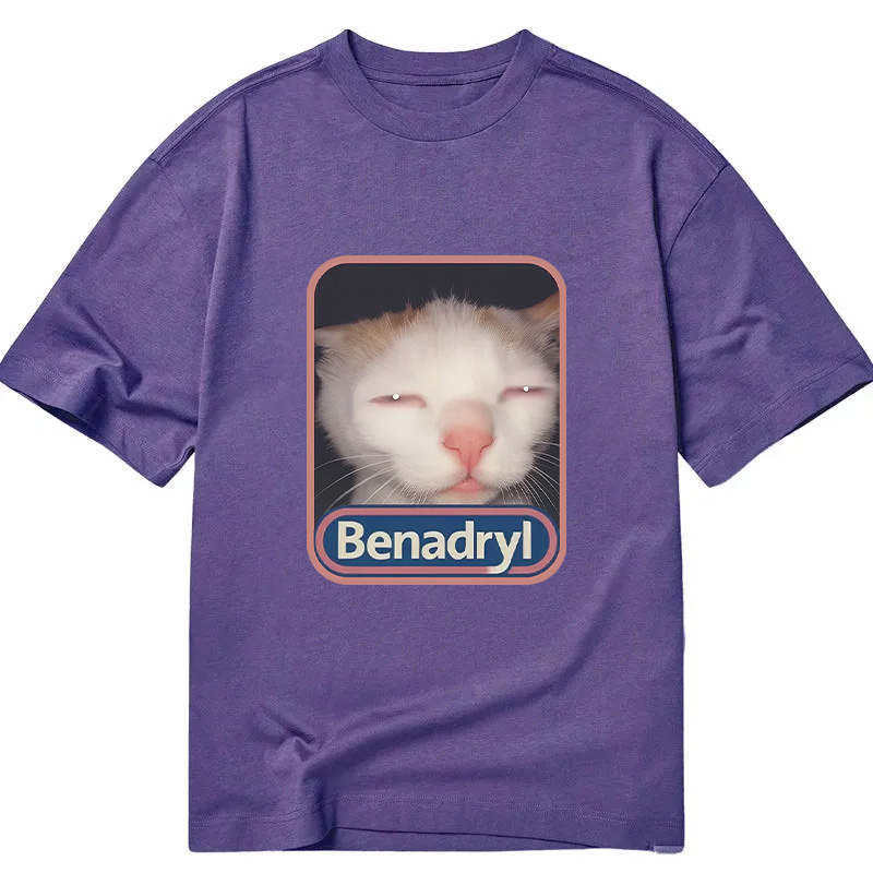 Tokyocanvas Benadryl Cat Meme Classic T-Shirt
