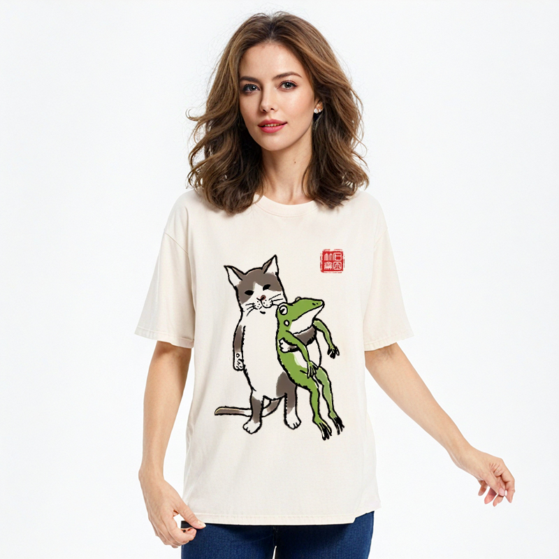 Tokyocanvas Cat Holding A Frog Washed T-Shirt