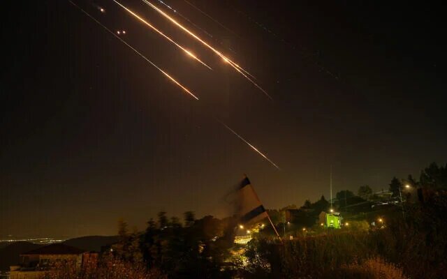 Israeli-Iranian conflict escalates: Khamenei announces "battle begins", Tehran hit by Israeli airstrikes