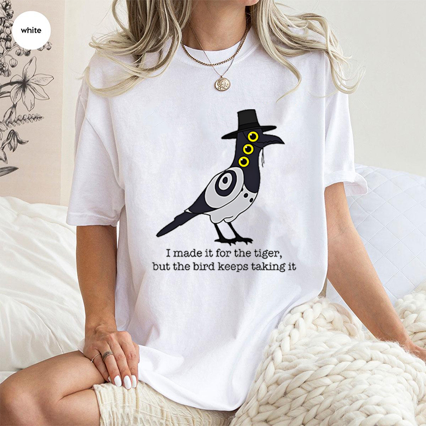 Kpop Demon Hunters Bird Hat T-shirt