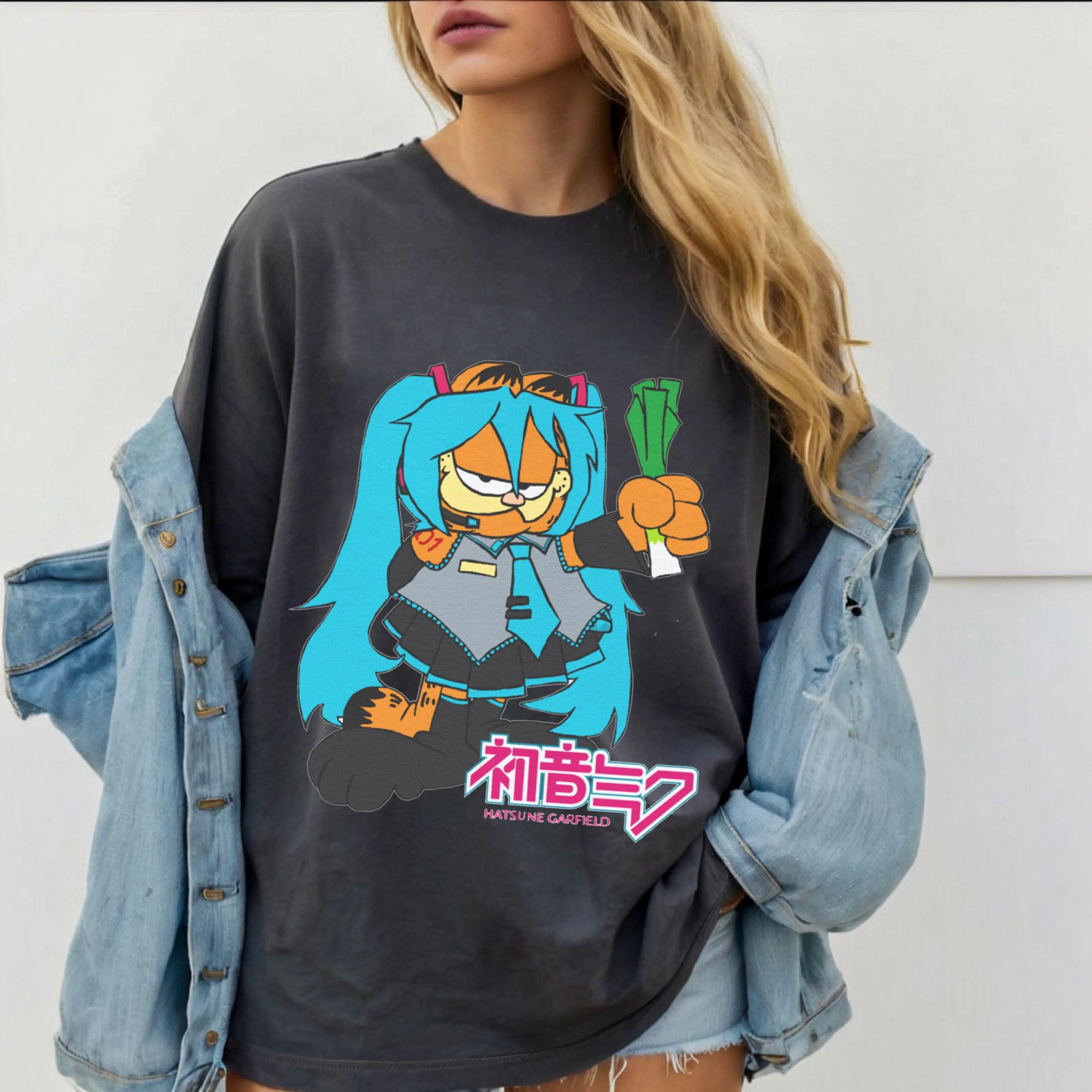 Hatsune Miku Garfield T-Shirt