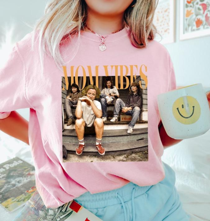 Mom Vibes Vintage Gift For Your Mother Shirt