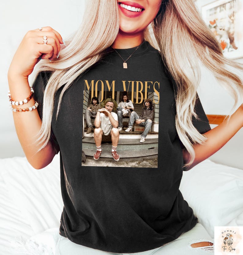 Mom Vibes Vintage Gift For Your Mother Shirt