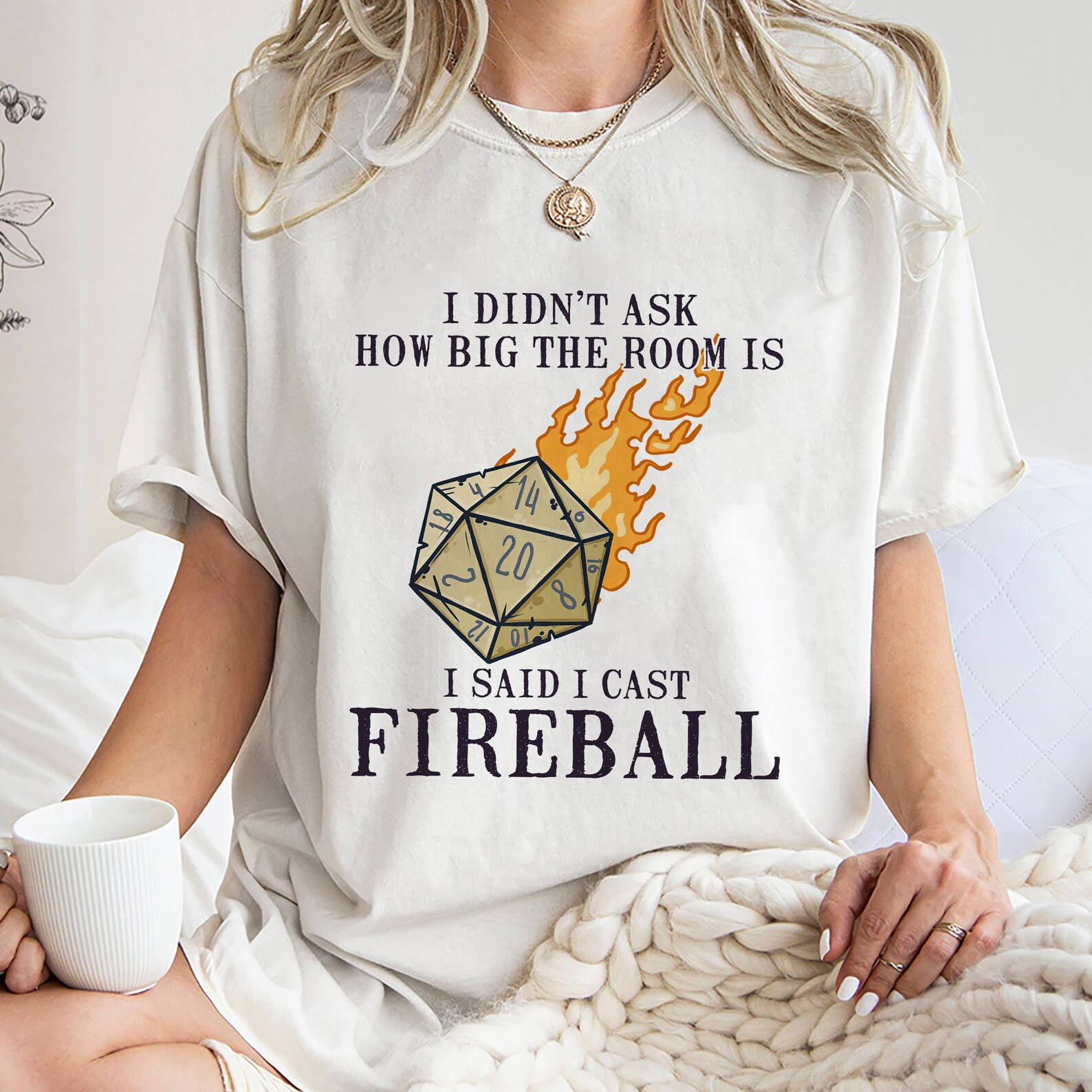 "I Cast Fireball" T-shirt, "DND Dragon Dungeon Master" unisex T-shirt