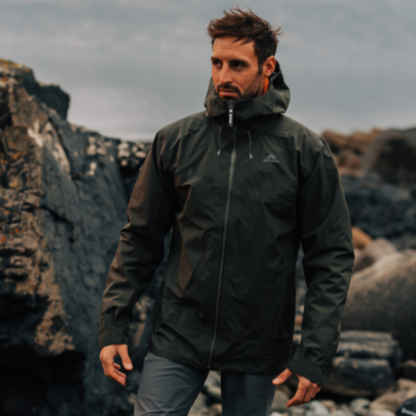 Men's lightweight windproof and water-repellent hooded jacket