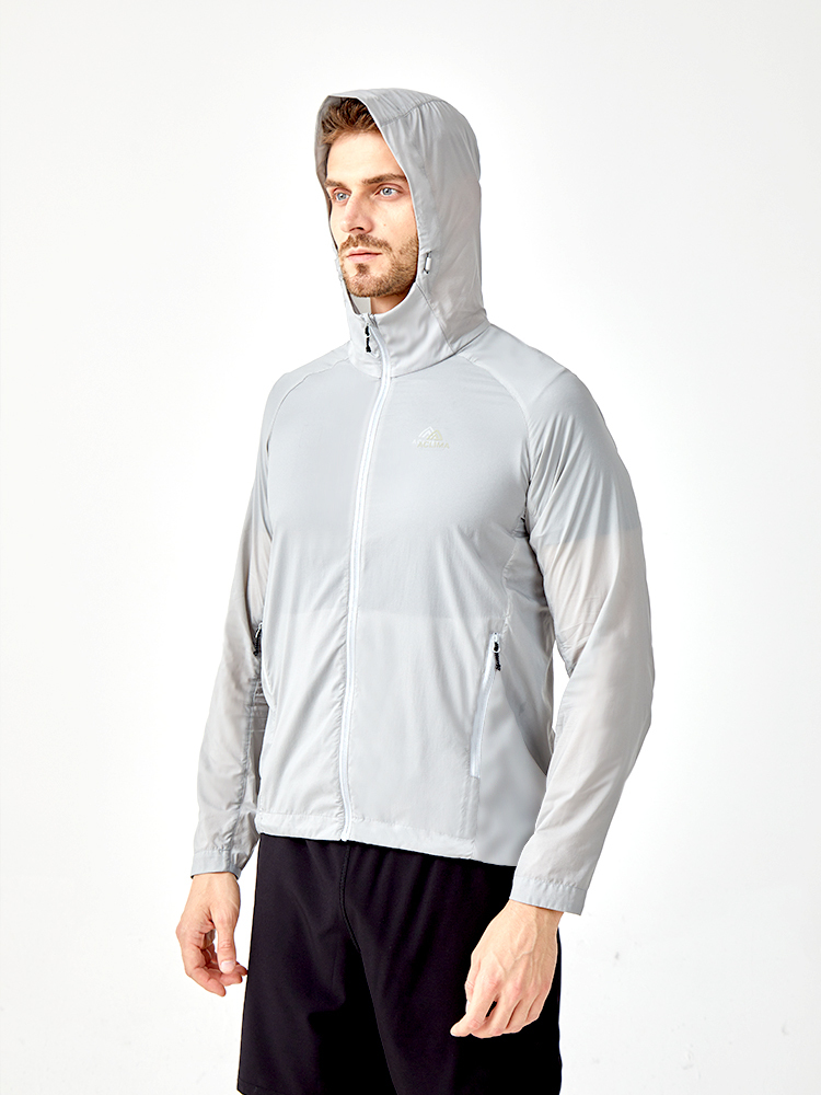   Lightweight men's sun protection hooded sports jacket
