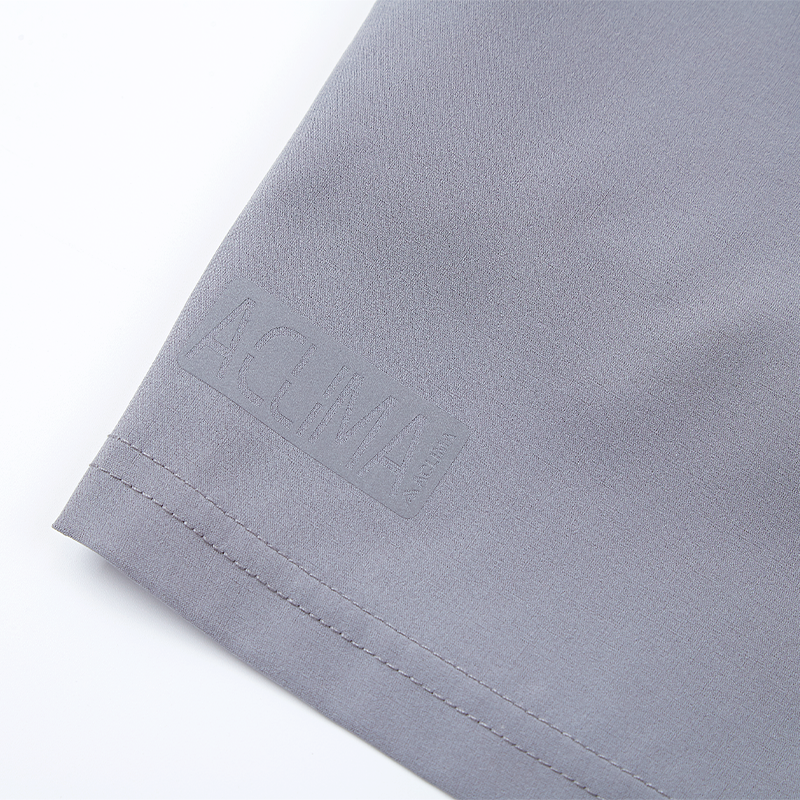 Men's sports training shorts with lining