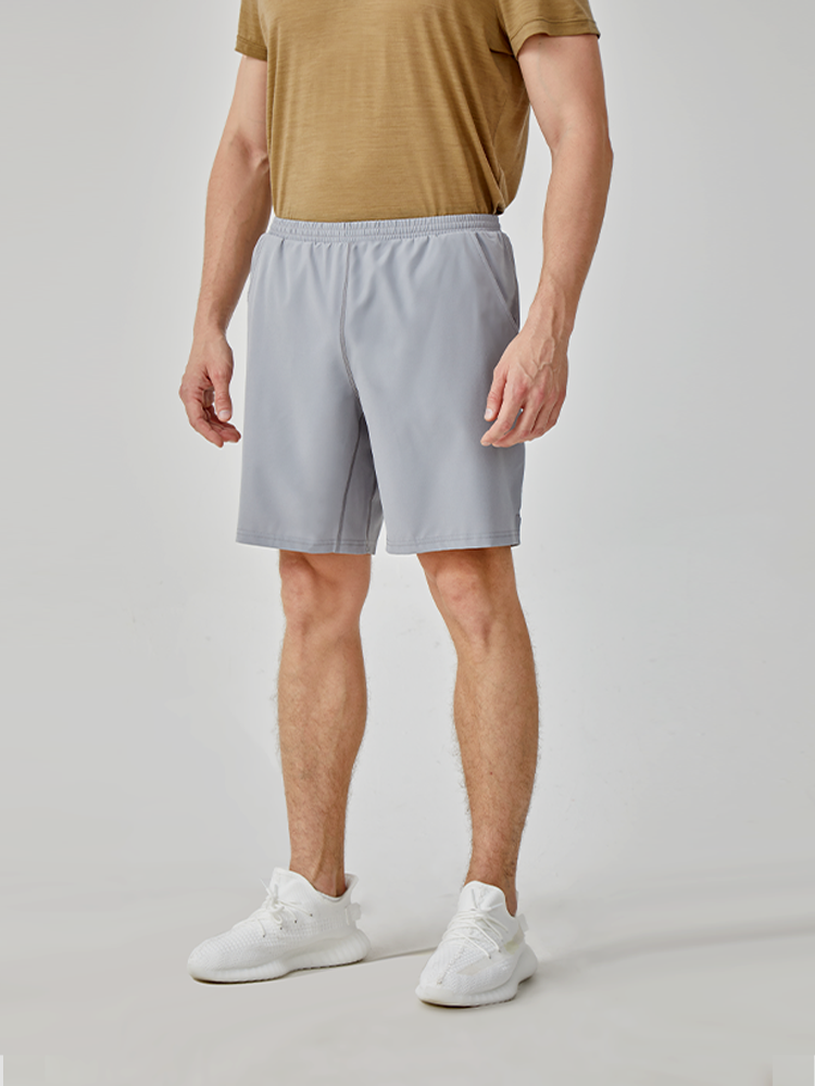 Men's sports training shorts with lining