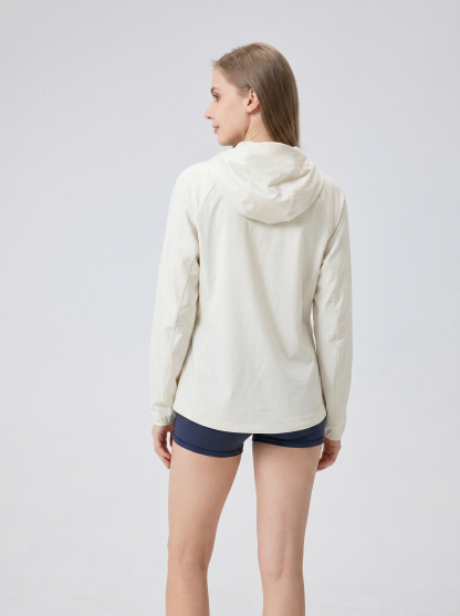 Women's Lightweight Windproof Outdoor Hooded Jacket