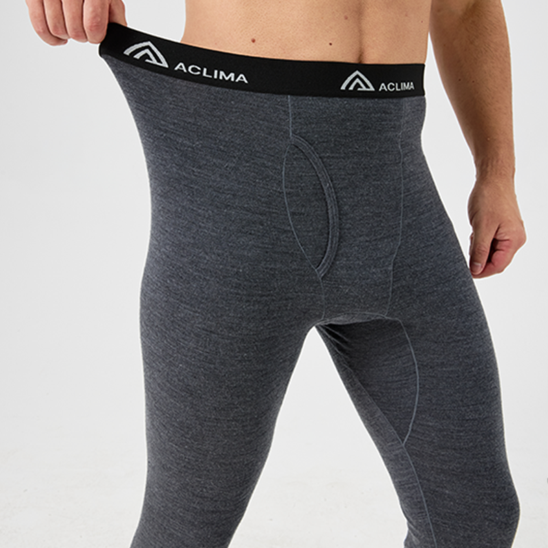Warm woolen men's base layer for insulation 75% for outdoor activities