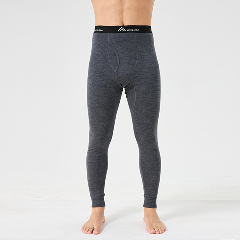 Warm woolen men's base layer for insulation 75% for outdoor activities