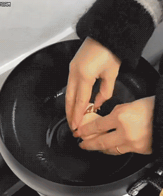 💪 IronBoost™ - Non-Stick Iron Pot with Natural Iron Replenishment