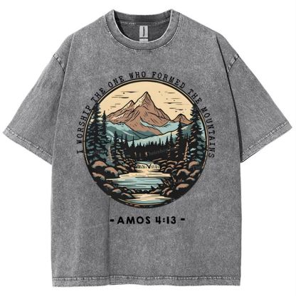 I Worship The One Who Formed The Mountains Snowflake Vintage Washed T-Shirt