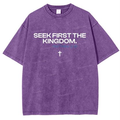 Seek First The Kingdom Matthew 6:33 Snowflake Vintage Washed T-Shirt