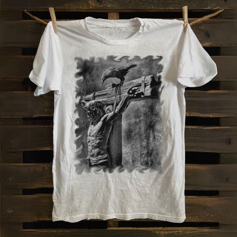 Crow on the cross Cotton T-shirt