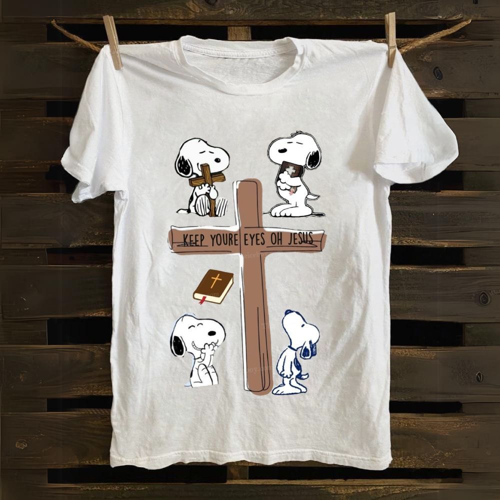 Keep youre eyes oh jesus Cotton T-shirt