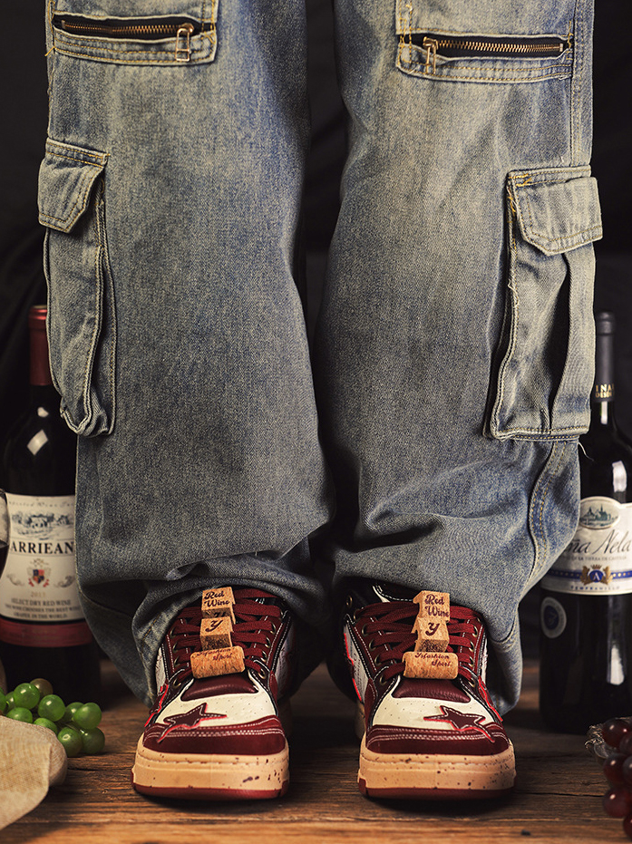 Red Vintage Star Skate Shoes