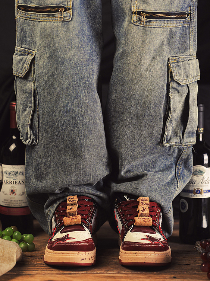 Red Vintage Star Skate Shoes