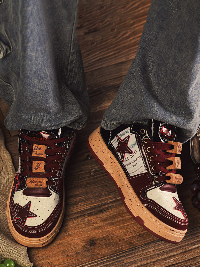 Red Vintage Star Skate Shoes