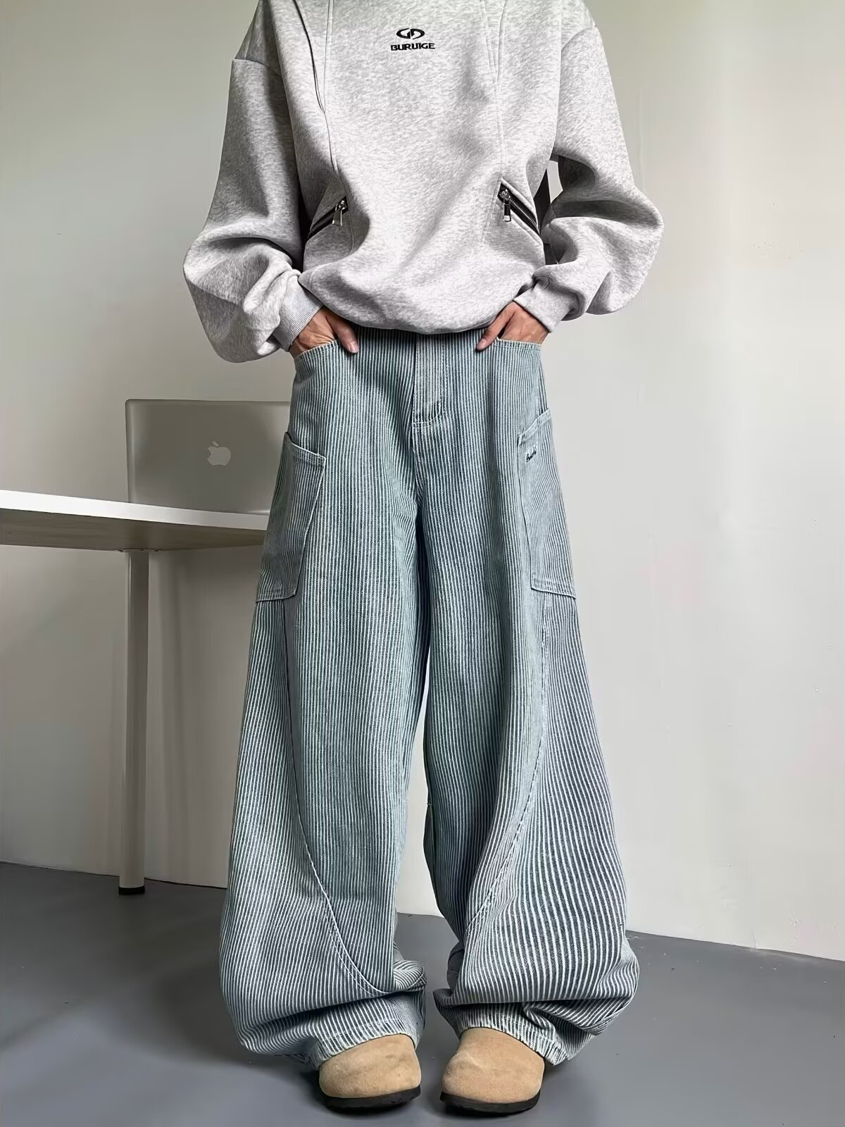 Retro Vertical Striped Wide-leg Jeans