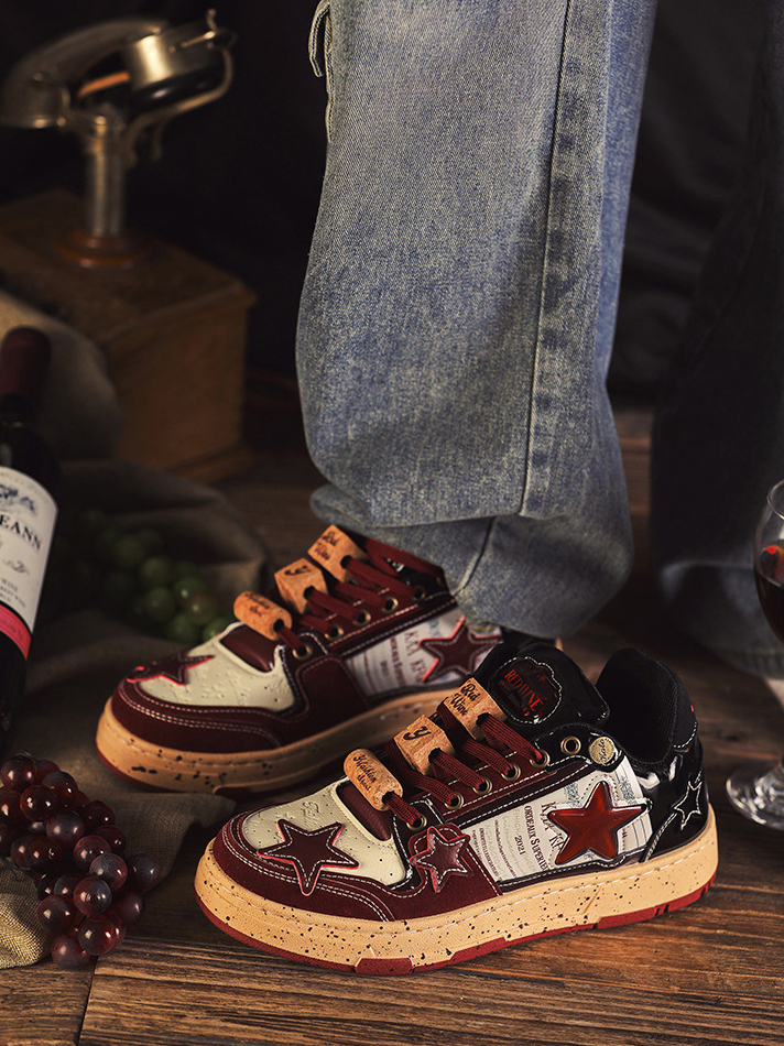 Red Vintage Star Skate Shoes