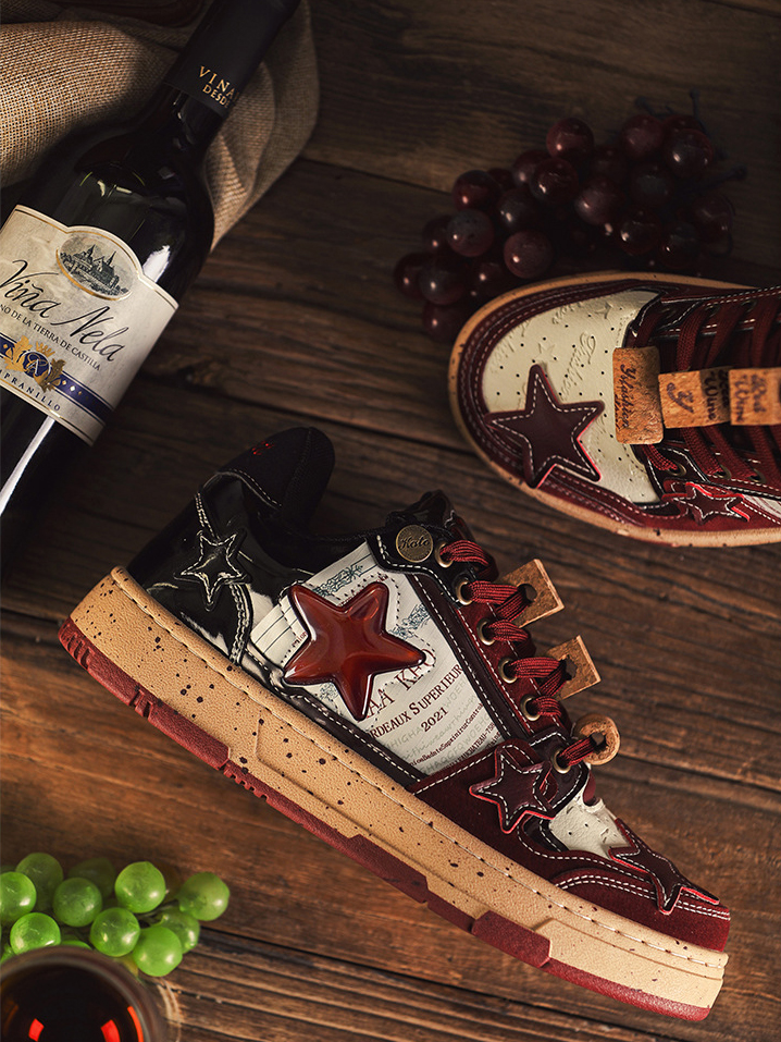Red Vintage Star Skate Shoes