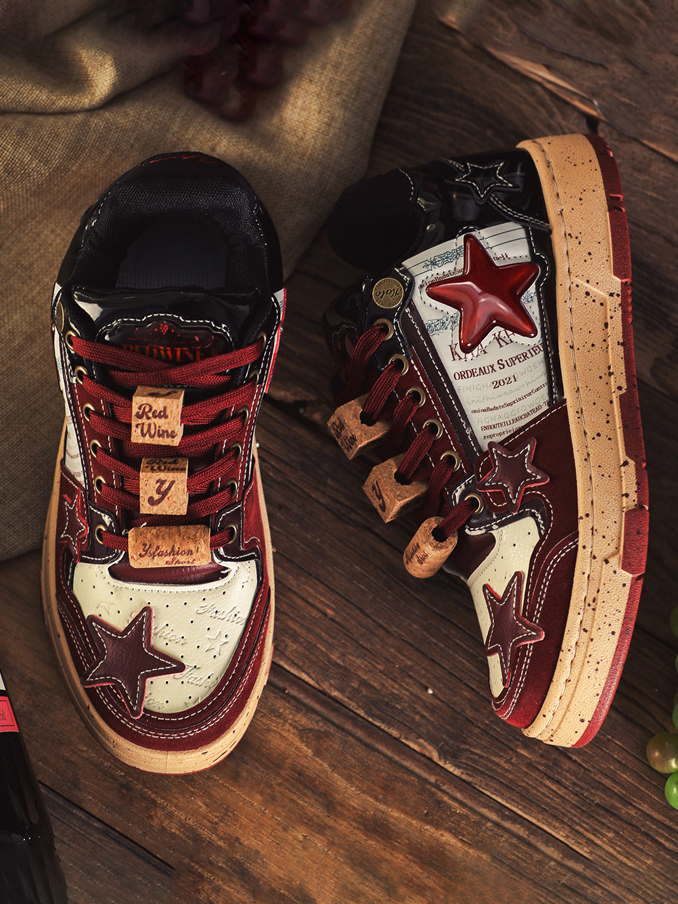 Red Vintage Star Skate Shoes