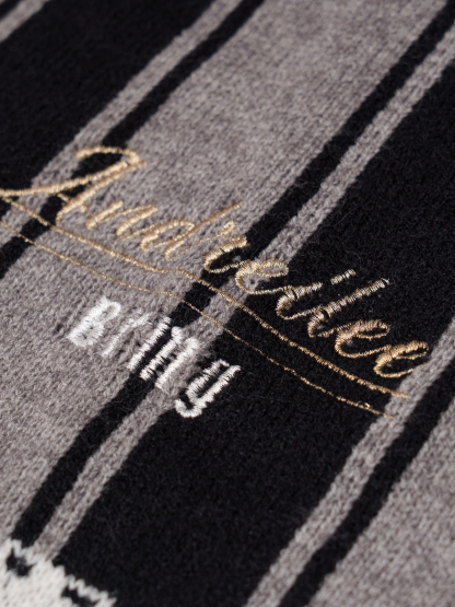 Spring Trendy Retro Streetwear Crewneck Sweater Embroidered Knit Pullover with Vintage Vibes