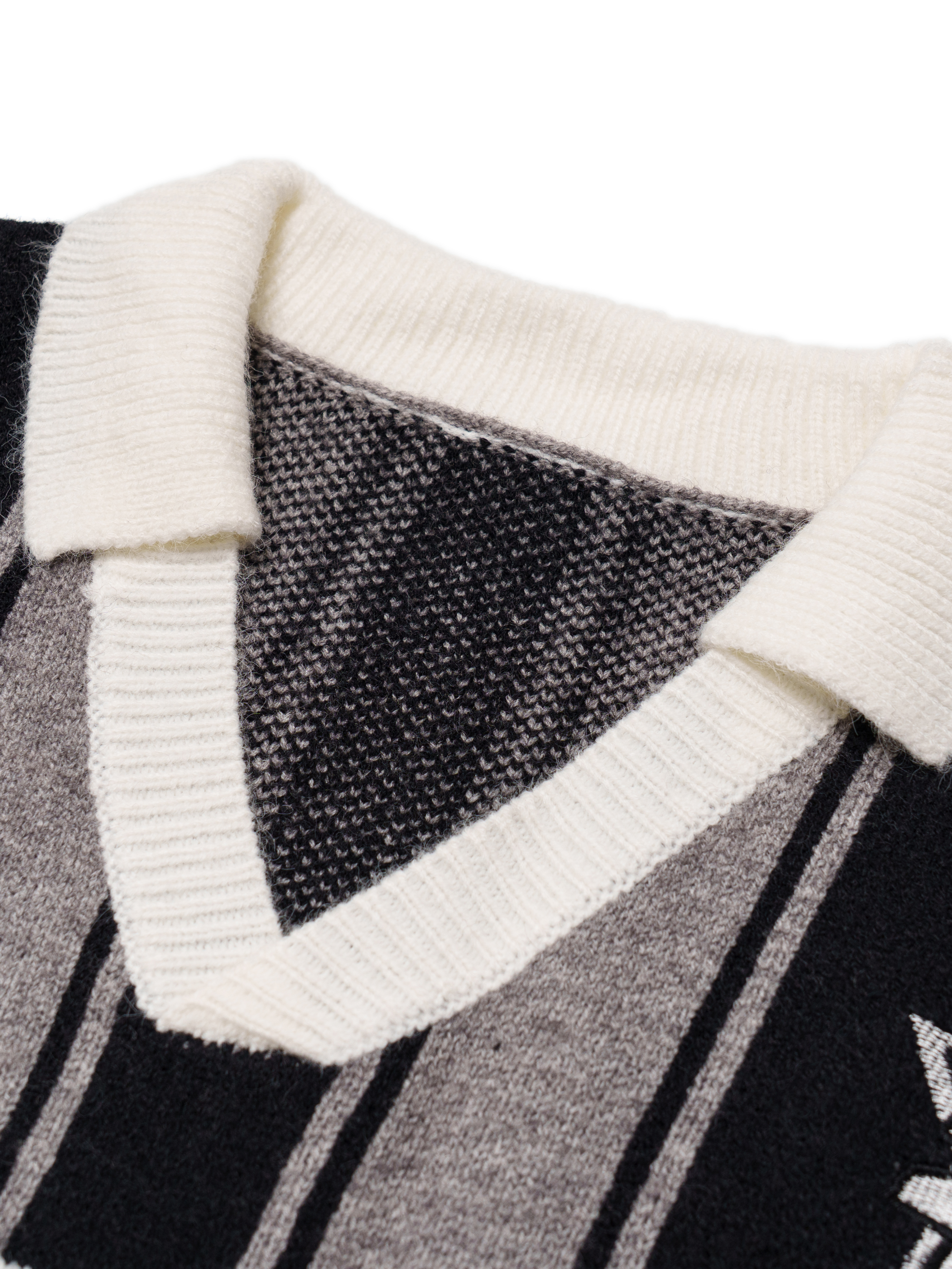 Spring Trendy Retro Streetwear Crewneck Sweater Embroidered Knit Pullover with Vintage Vibes