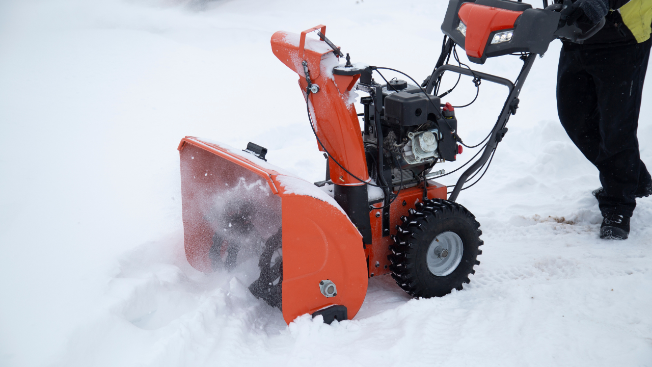 traditional snow blower 