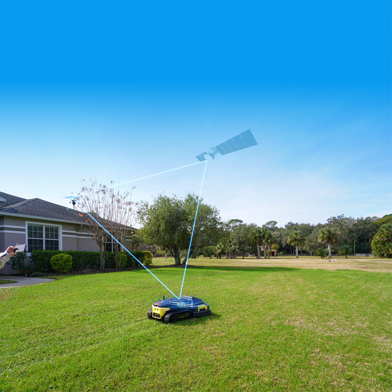 Yarbo's lawn mower RKT System