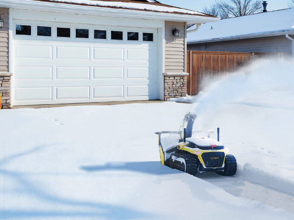 battery-powered snow blower