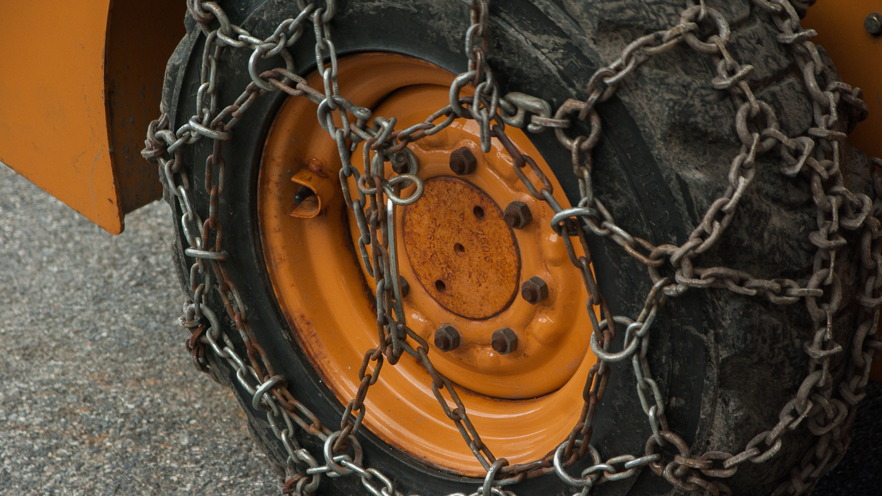 Tire Chains Improve Performance on Ice