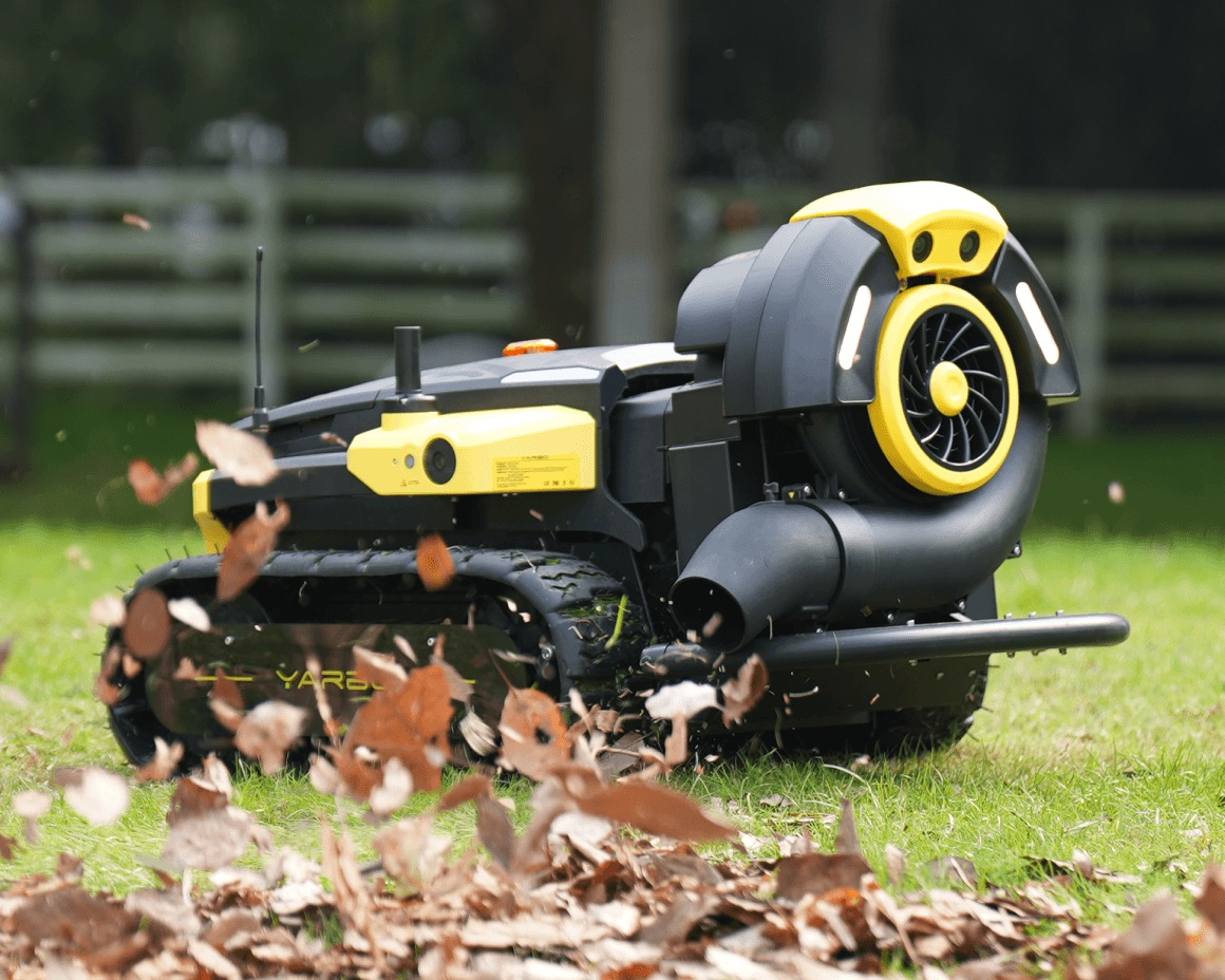 Yarbo Snow Blower + Blower
