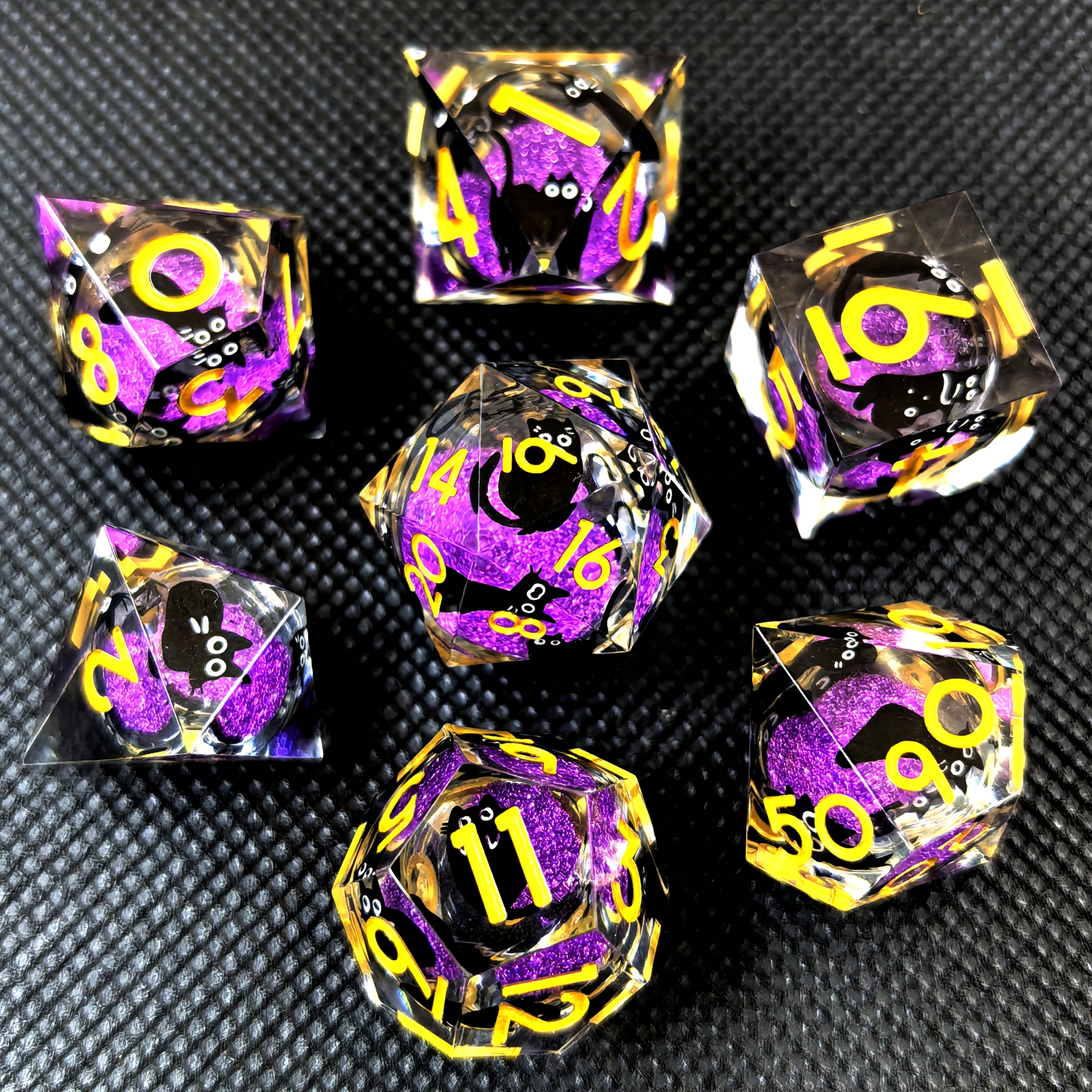 Handmade Resin Dice, with Cute Cat Sticker Theme, Multi-Faceted Sharp