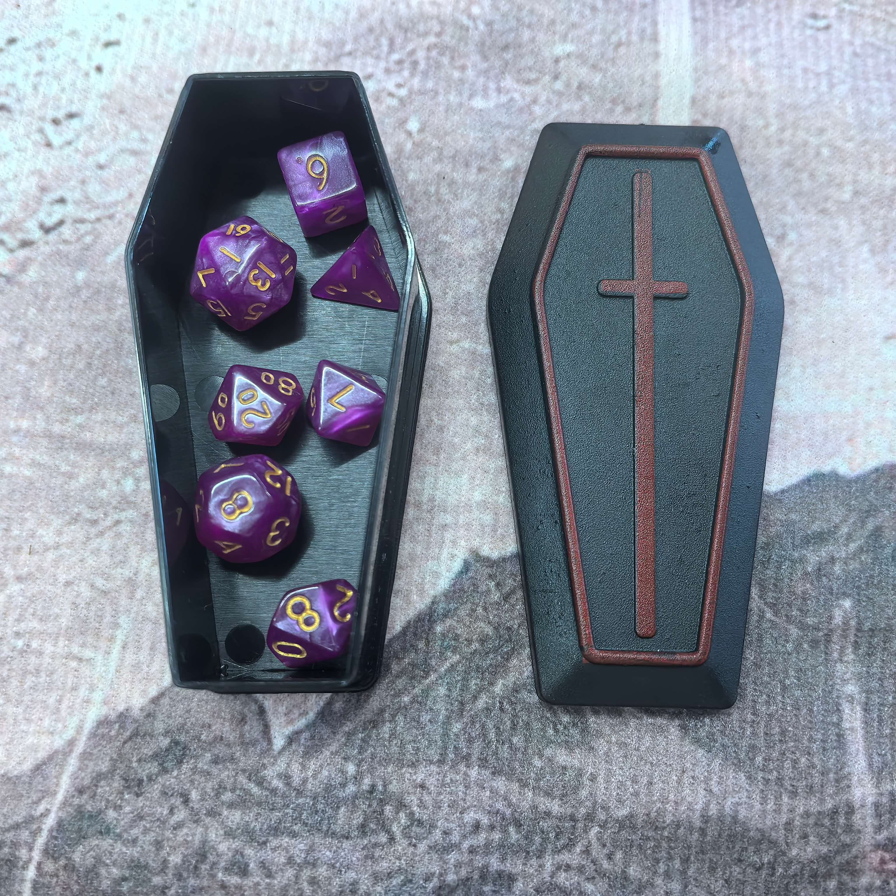 Vampire the Masquerade Coffin Dice Box & Random Mini Dice Set