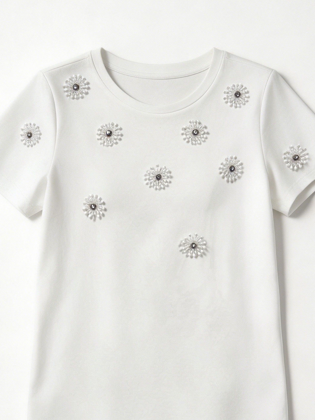 Wholesale Women's Coquette 3D Daisy Rhinestone Cotton T-Shirt M-40524