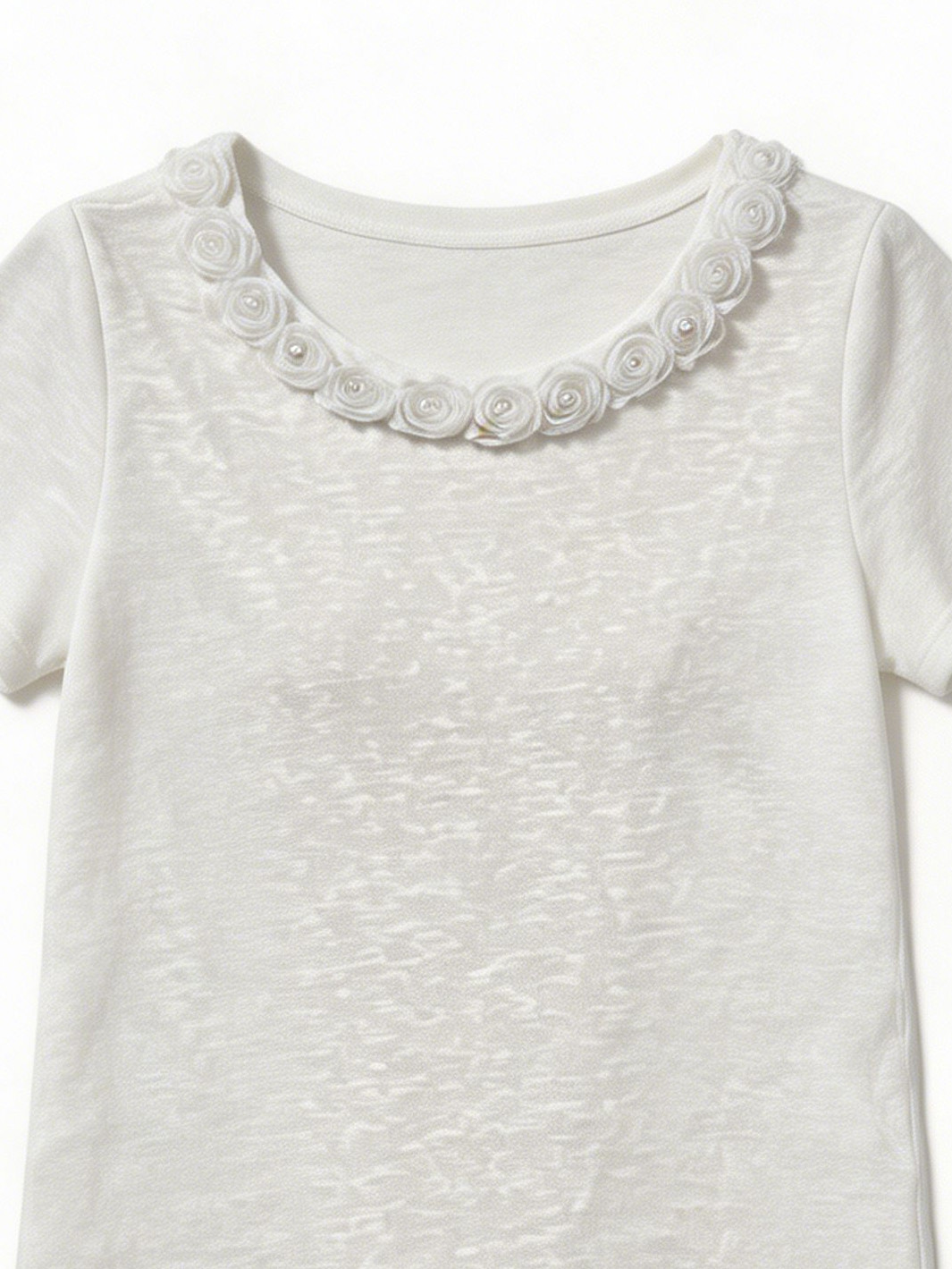 3D Floral Embellished Slub Top Curved Hem Romantic Summer White Blouse M-42287