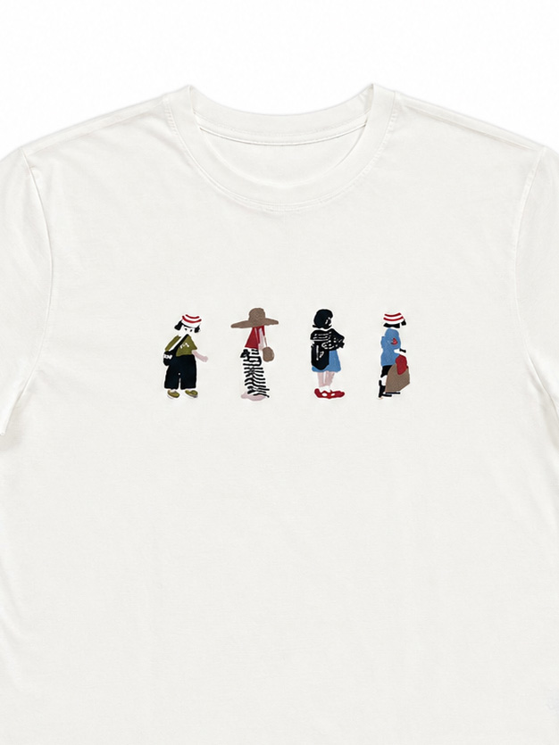 Women's White Mini Character Graphic T-Shirt 2907