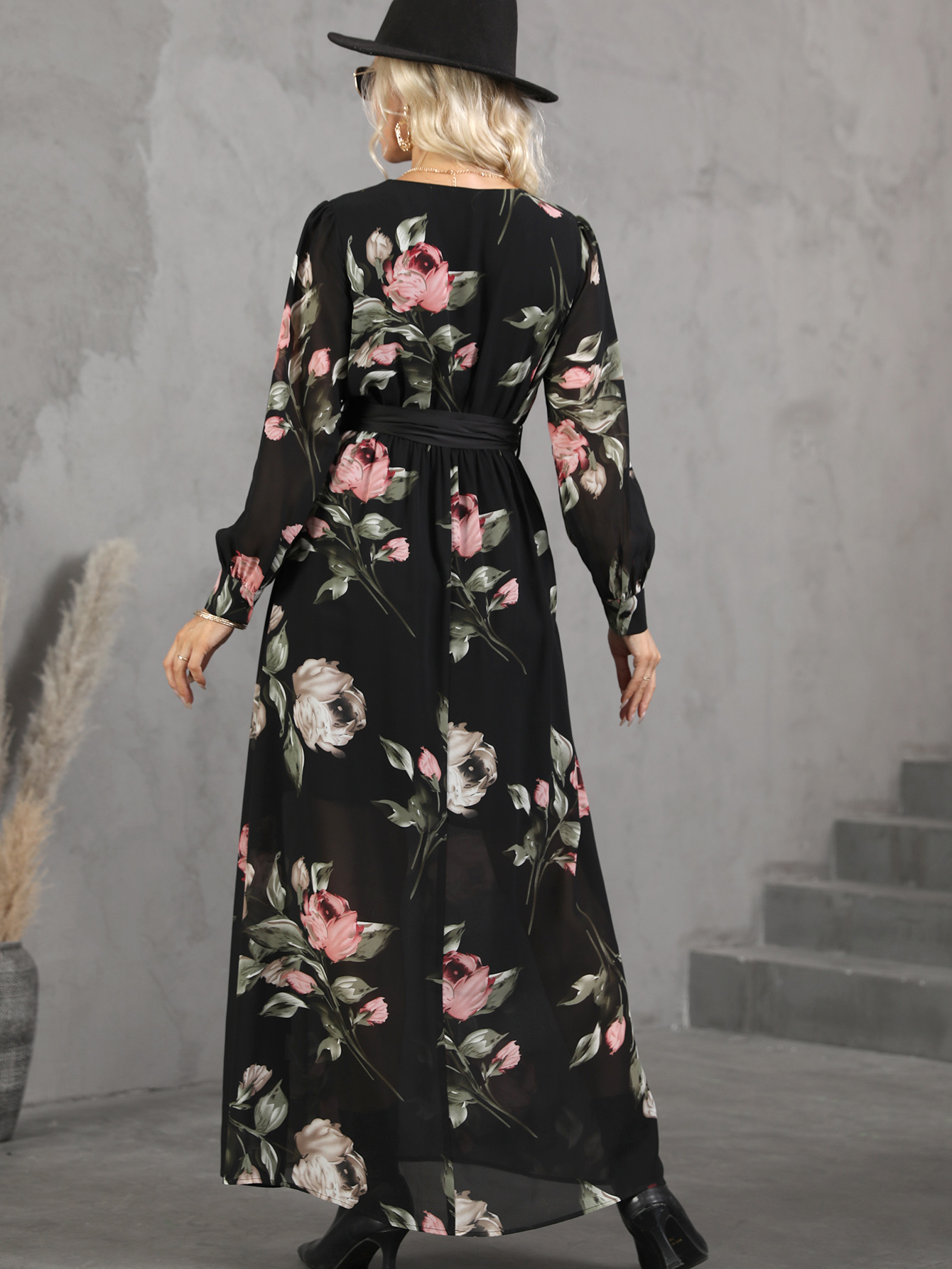 Black Floral V-Neck Tie Waist Long Sleeve Maxi Dress W-33416